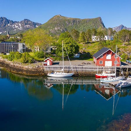 Lofoten Sommerhotell Og Vandrerhjem Kabelvag Bagian luar foto