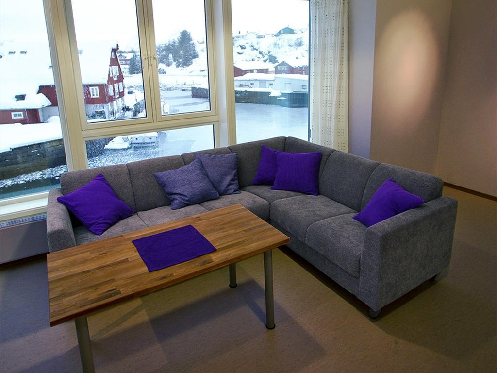 Lofoten Sommerhotell Og Vandrerhjem Kabelvag Bagian luar foto