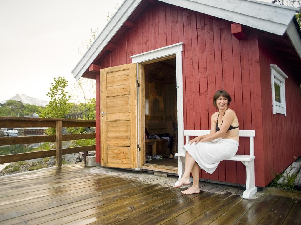 Lofoten Sommerhotell Og Vandrerhjem Kabelvag Bagian luar foto
